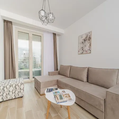 Skyline Vista Apartment Becici  Room photo