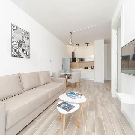 Skyline Vista Apartment Becici  Room photo