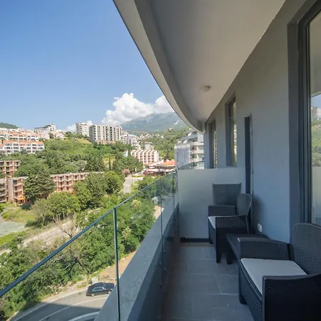 Skyline Vista Apartment Becici  Room photo