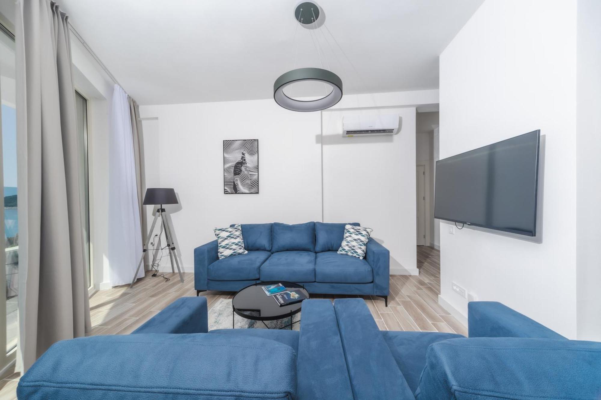 Skyline Vista Apartment *