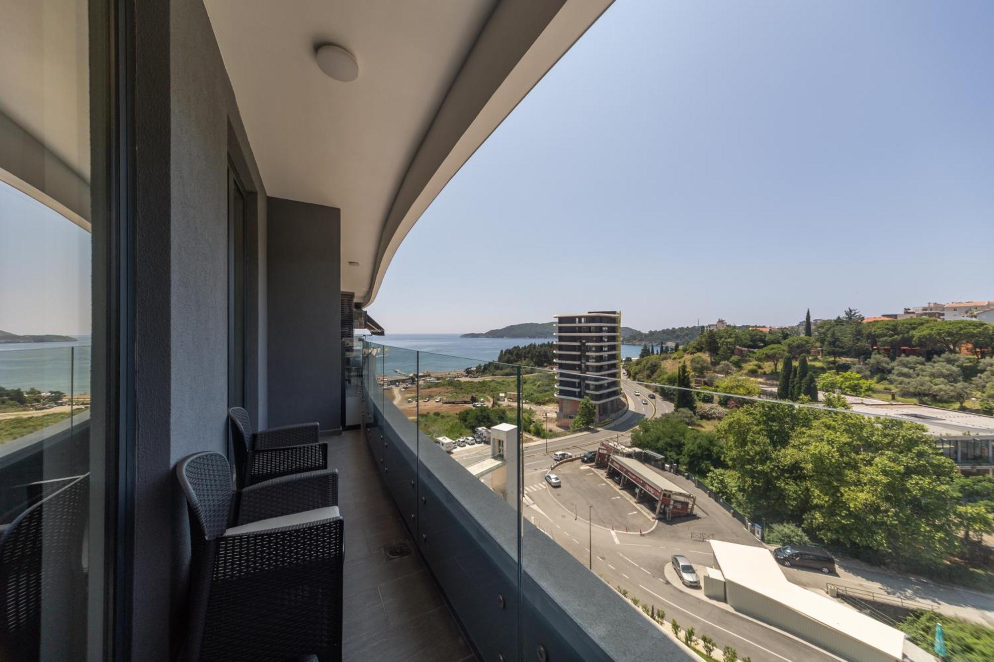 Skyline Vista Apartment