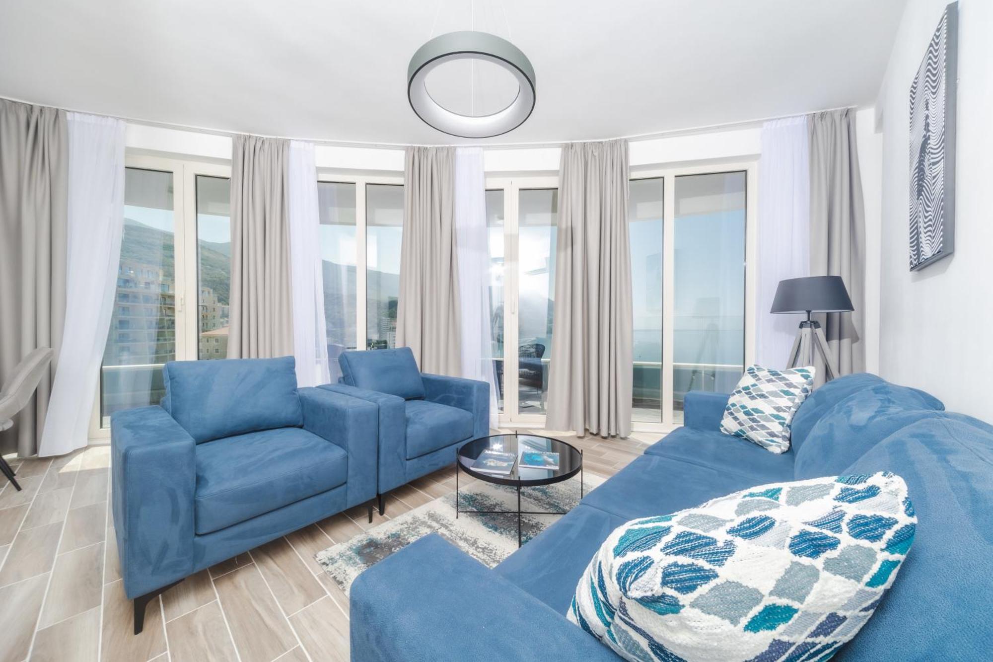 Skyline Vista Apartment *
